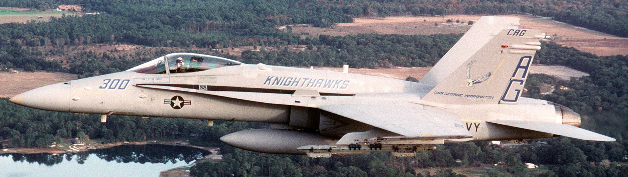 vfa-136 knighthawks strike fighter squadron f/a-18c hornet 1992 107 cvw-7 carrier air wing