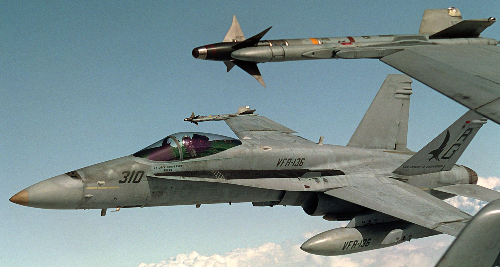 vfa-136 knighthawks strike fighter squadron f/a-18c hornet 1992 112 cvw-7 uss dwight d. eisenhower cvn-69 persian gulf