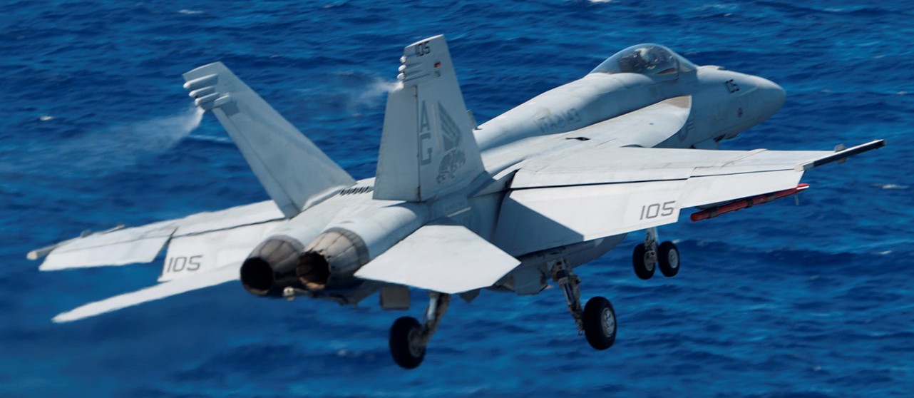 vfa-143 pukin dogs strike fighter squadron f/a-18e super hornet cvw-7 uss harry s. truman cvn-75 2015 12