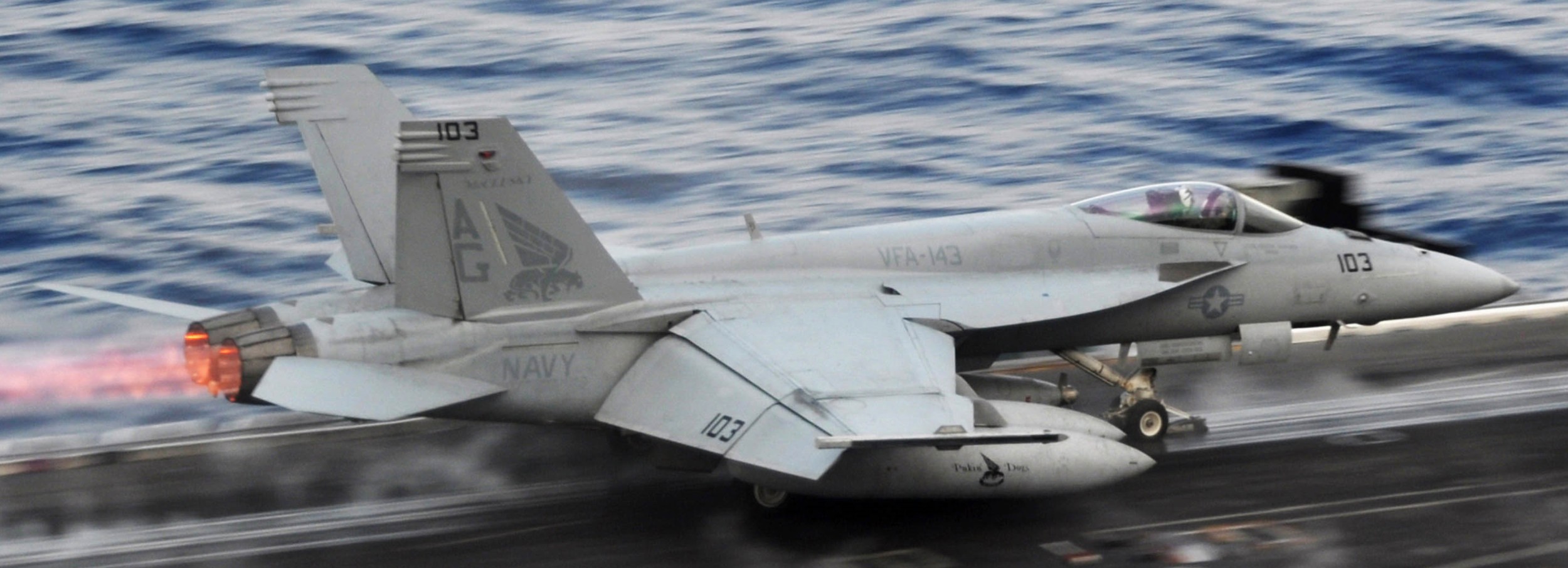 vfa-143 pukin dogs strike fighter squadron f/a-18e super hornet cvw-7 uss dwight d. eisenhower cvn-69 2012 34