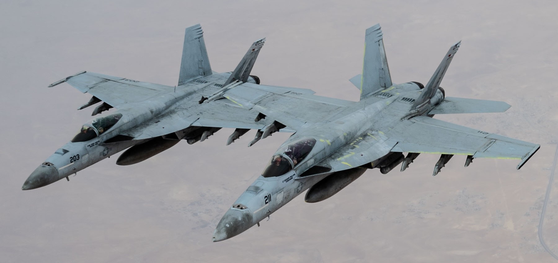 vfa-143 pukin dogs strike fighter squadron f/a-18e super hornet cvn-75 uss harry s. truman 102