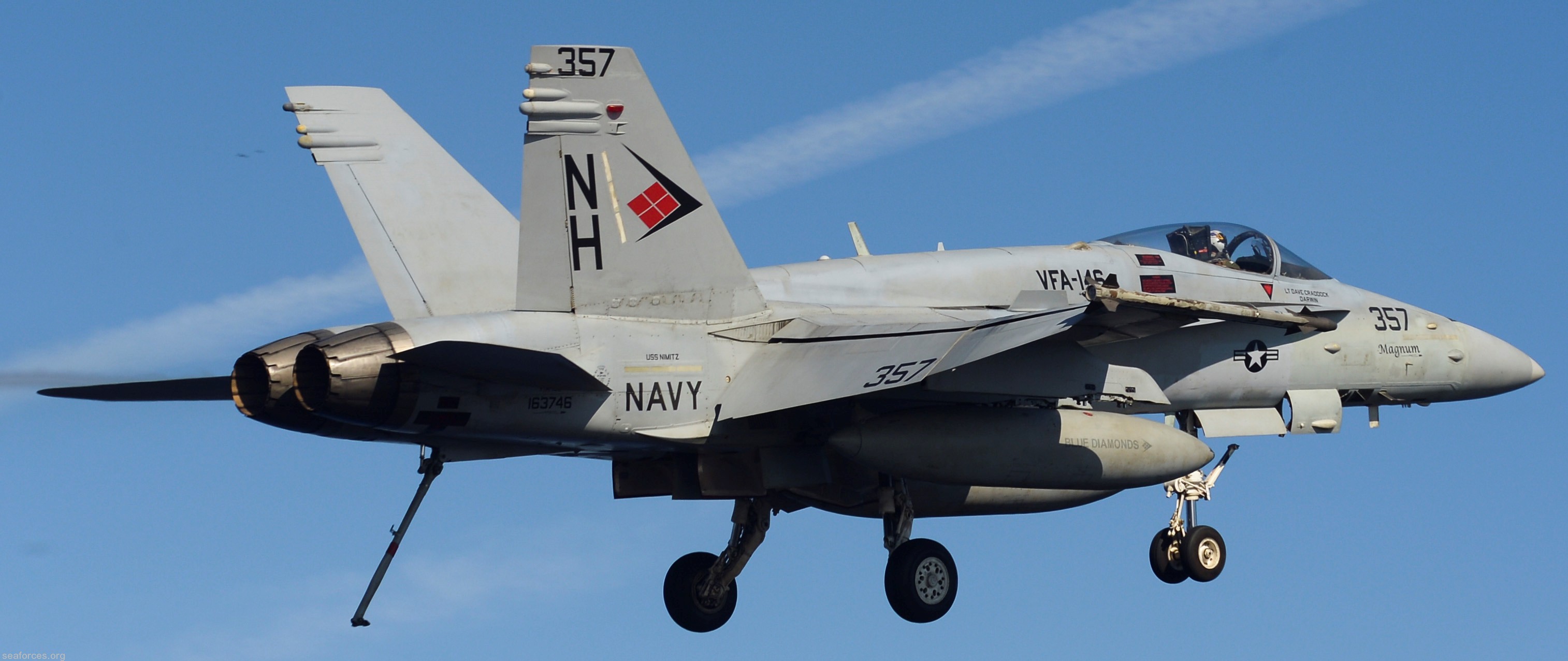 vfa-146 blue diamonds strike fighter squadron f/a-18c hornet carrier air wing cvw-11 uss nimitz cvn-68 27