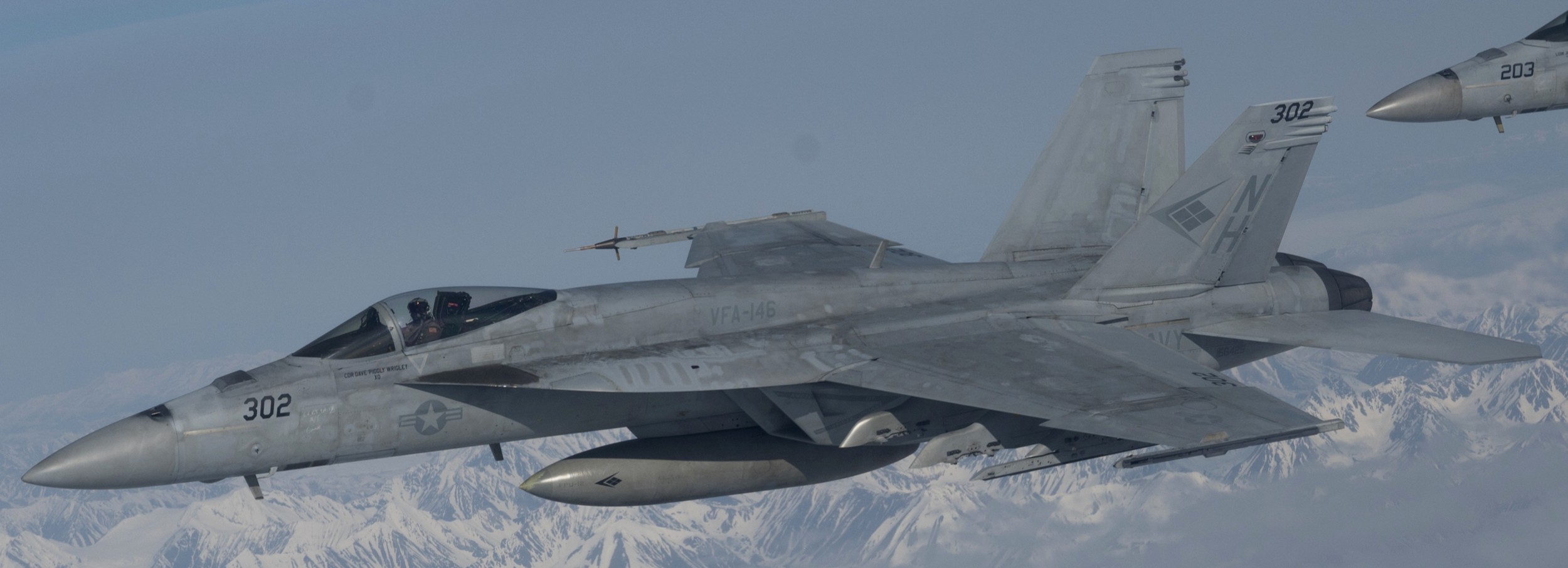 vfa-146 blue diamonds strike fighter squadron f/a-18e super hornet cvw-11 exercise northern edge 2021