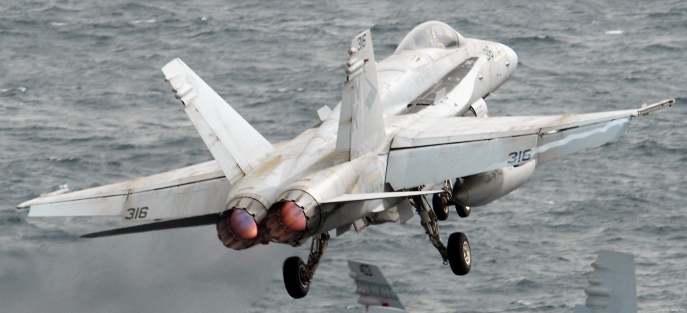 vfa-146 blue diamonds strike fighter squadron f/a-18c hornet carrier air wing cvw-14 uss ronald reagan cvn-76 83