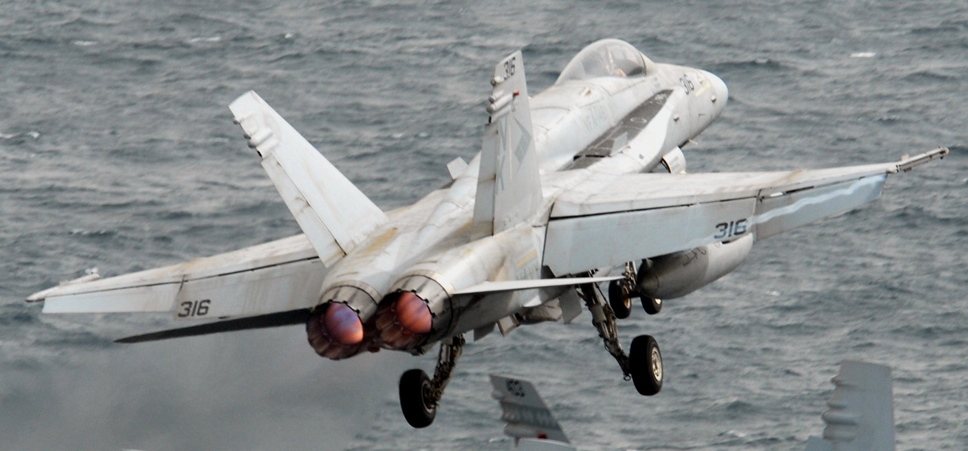 vfa-146 blue diamonds strike fighter squadron f/a-18c hornet cvw-14 uss ronald reagan cvn-76 174
