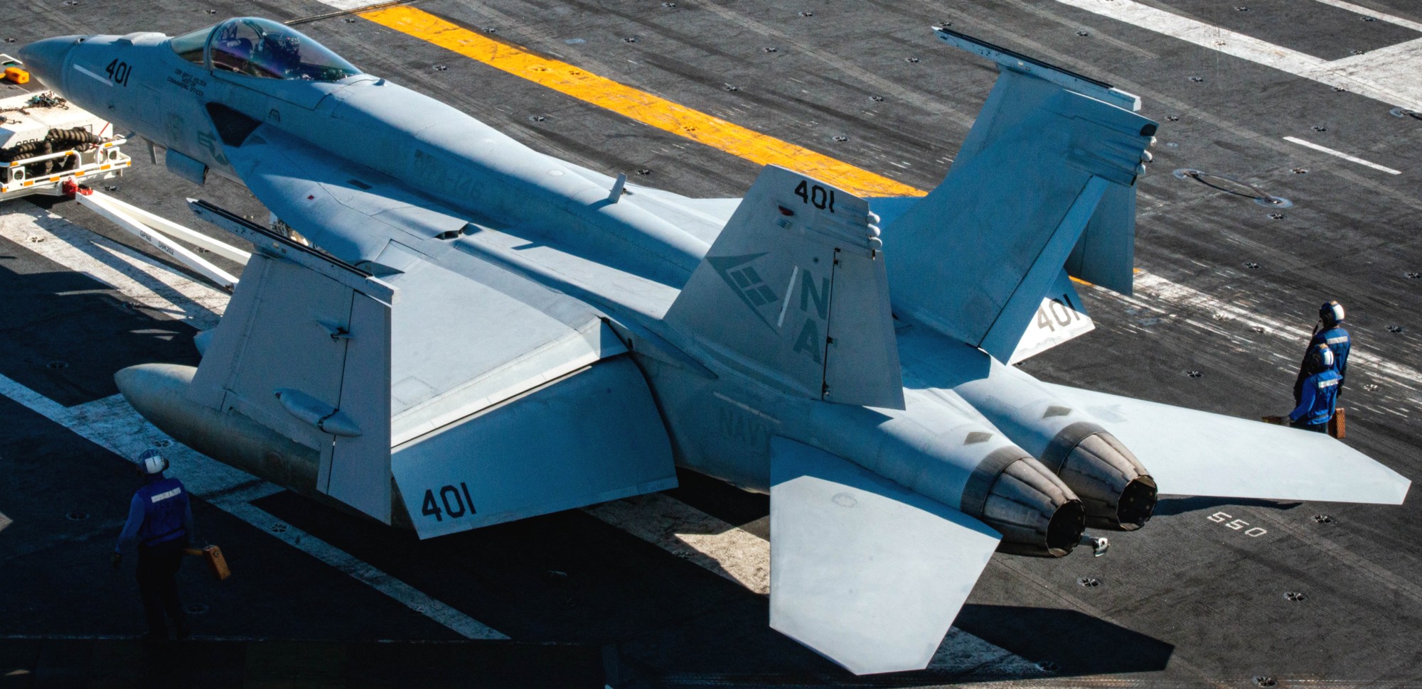vfa-146 blue diamonds strike fighter squadron f/a-18e super hornet cvn-68 uss nimitz 201