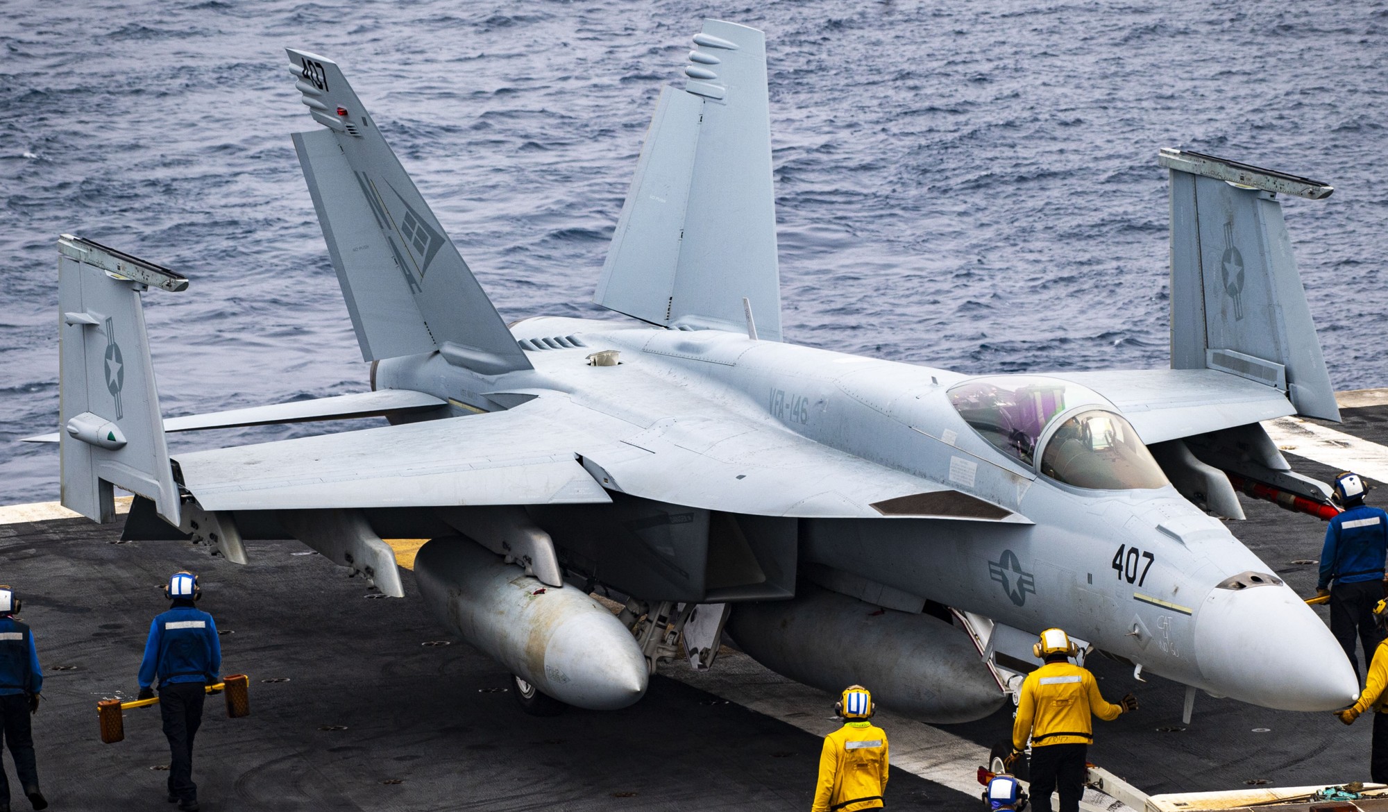 vfa-146 blue diamonds strike fighter squadron f/a-18e super hornet cvn-68 uss nimitz 2025 203