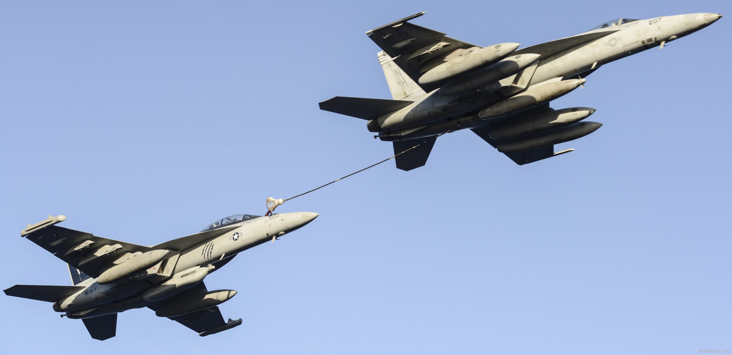 vfa-147 argonauts f/a-18e super hornet strike fighter squadron navy 27