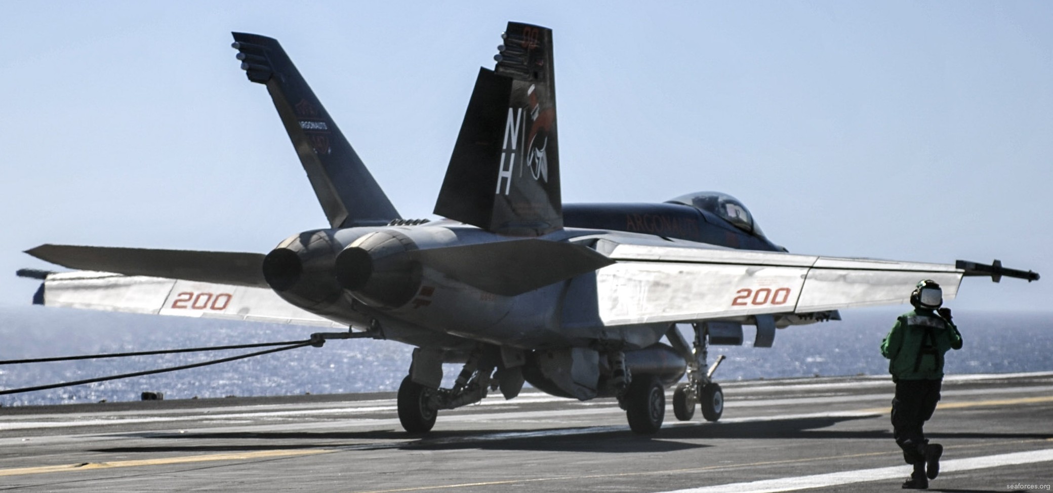 vfa-147 argonauts f/a-18e super hornet strike fighter squadron carrier air wing cvw-11 uss nimitz cvn-68 48