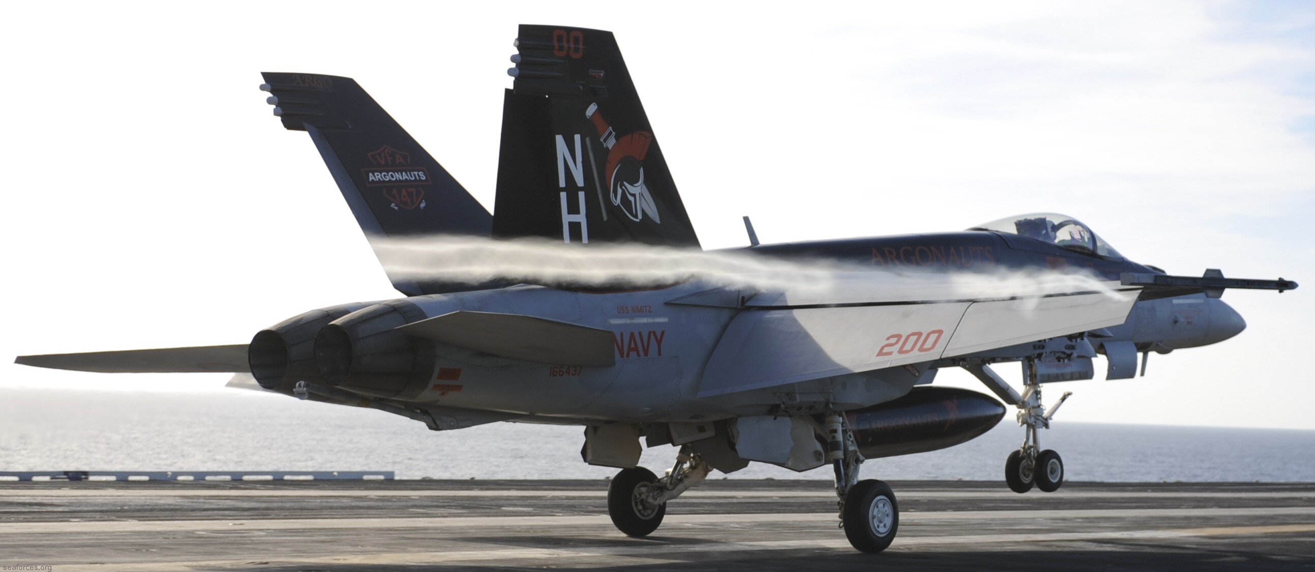vfa-147 argonauts f/a-18e super hornet strike fighter squadron cvw-11 uss nimitz cvn-68 54