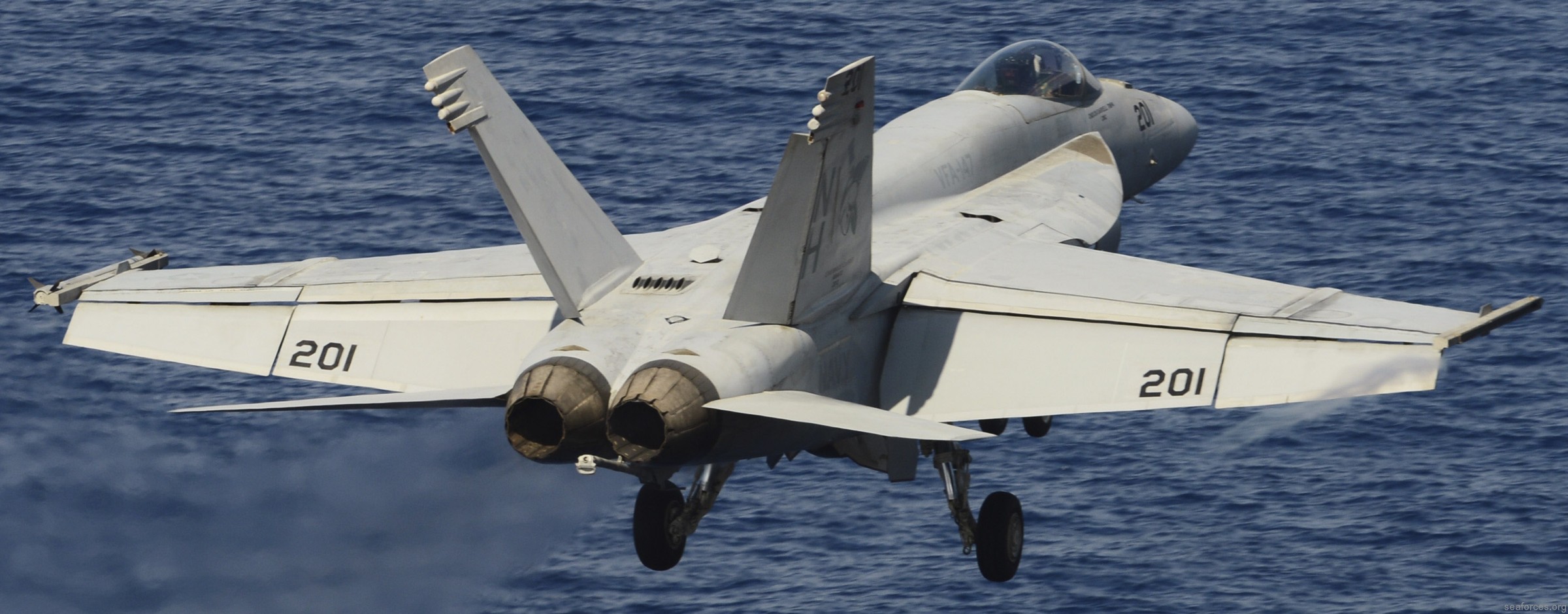 vfa-147 argonauts f/a-18e super hornet strike fighter squadron carrier air wing cvw-11 uss nimitz cvn-68 66