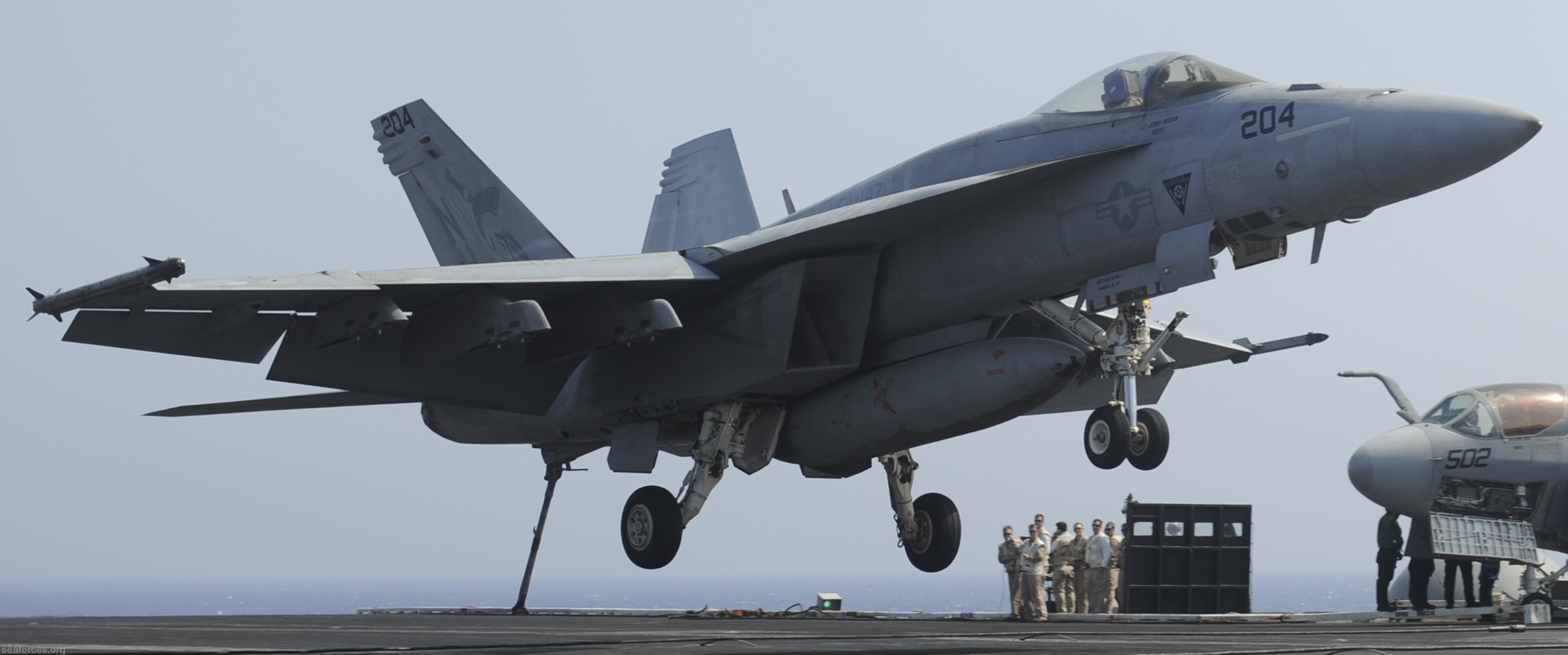 vfa-147 argonauts f/a-18e super hornet strike fighter squadron cvw-11 uss nimitz cvn-68 71