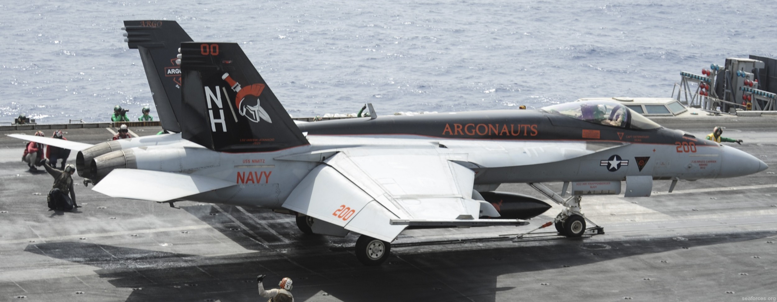 vfa-147 argonauts f/a-18e super hornet strike fighter squadron cvw-11 uss nimitz cvn-68 75