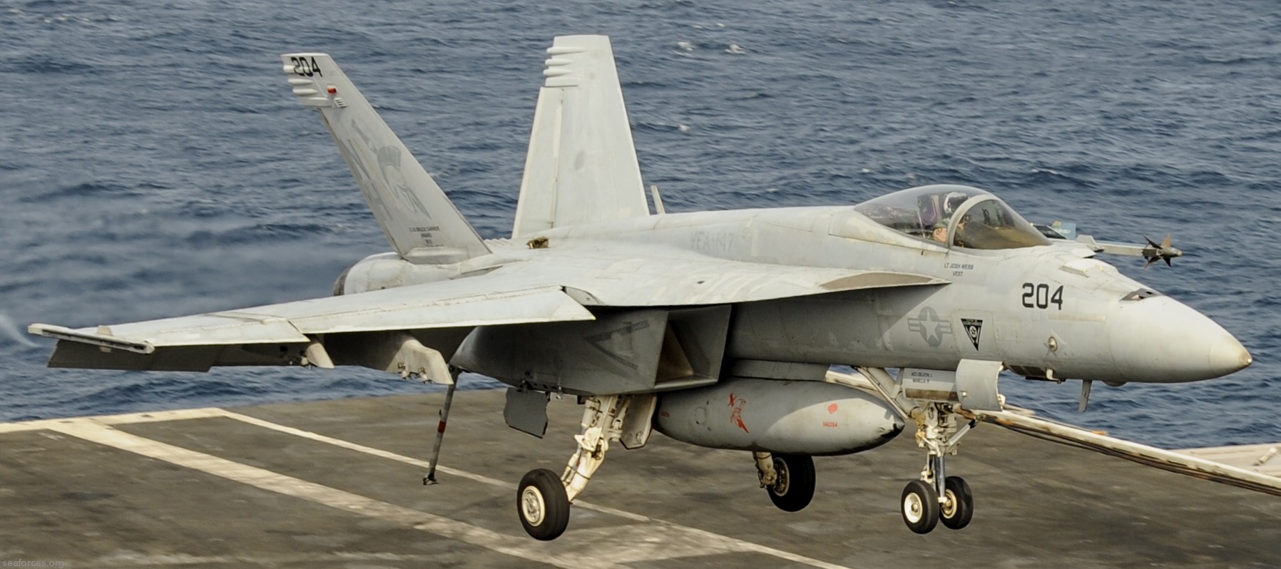 vfa-147 argonauts f/a-18e super hornet strike fighter squadron cvw-11 uss nimitz cvn-68 85