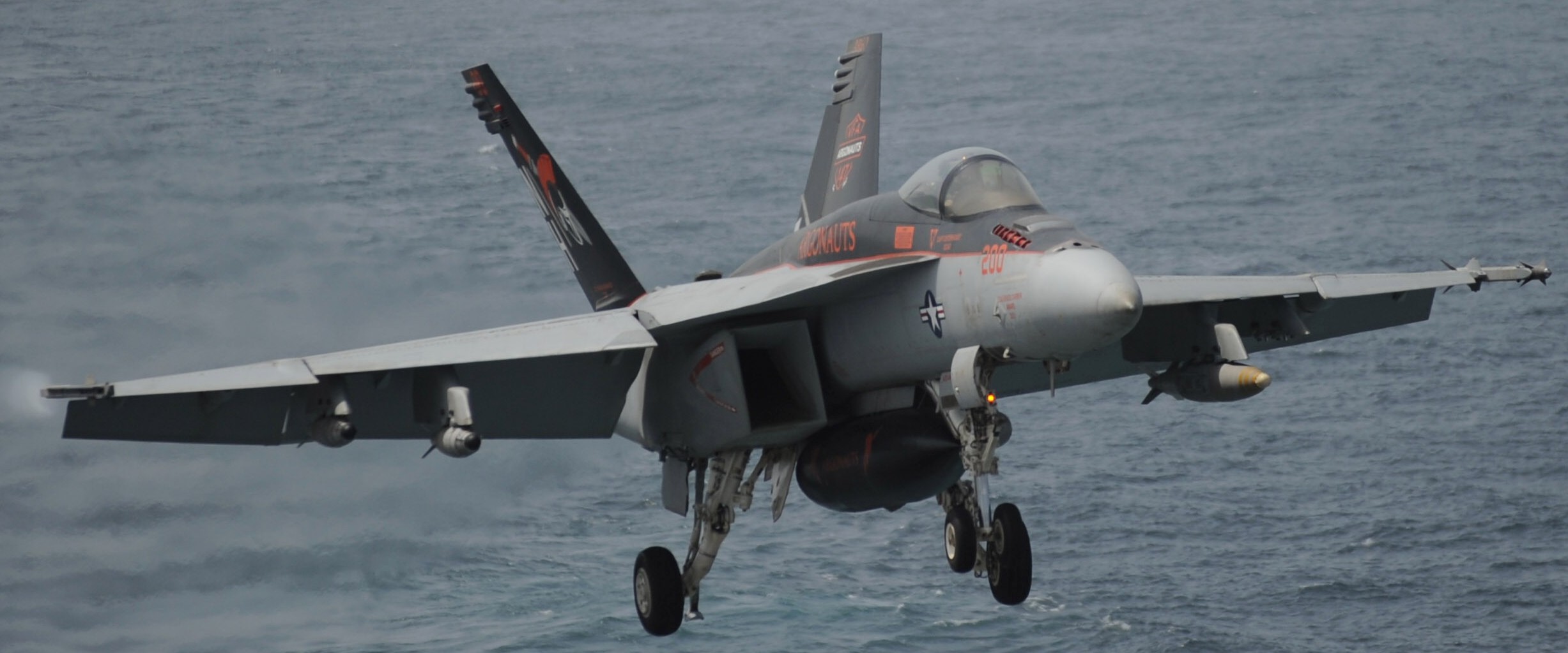 vfa-147 argonauts f/a-18e super hornet strike fighter squadron cvw-11 uss nimitz cvn-68 99