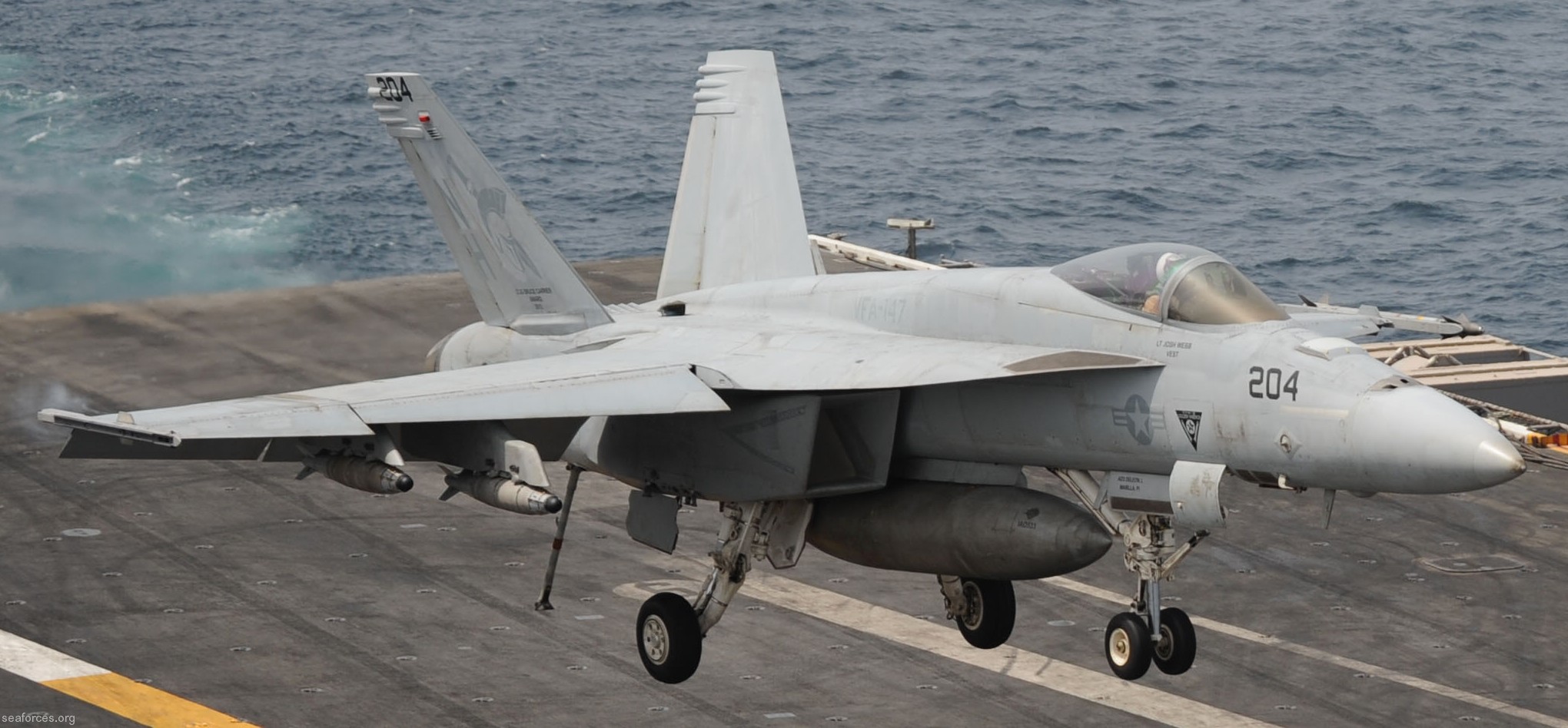 vfa-147 argonauts f/a-18e super hornet strike fighter squadron cvw-11 uss nimitz cvn-68 100