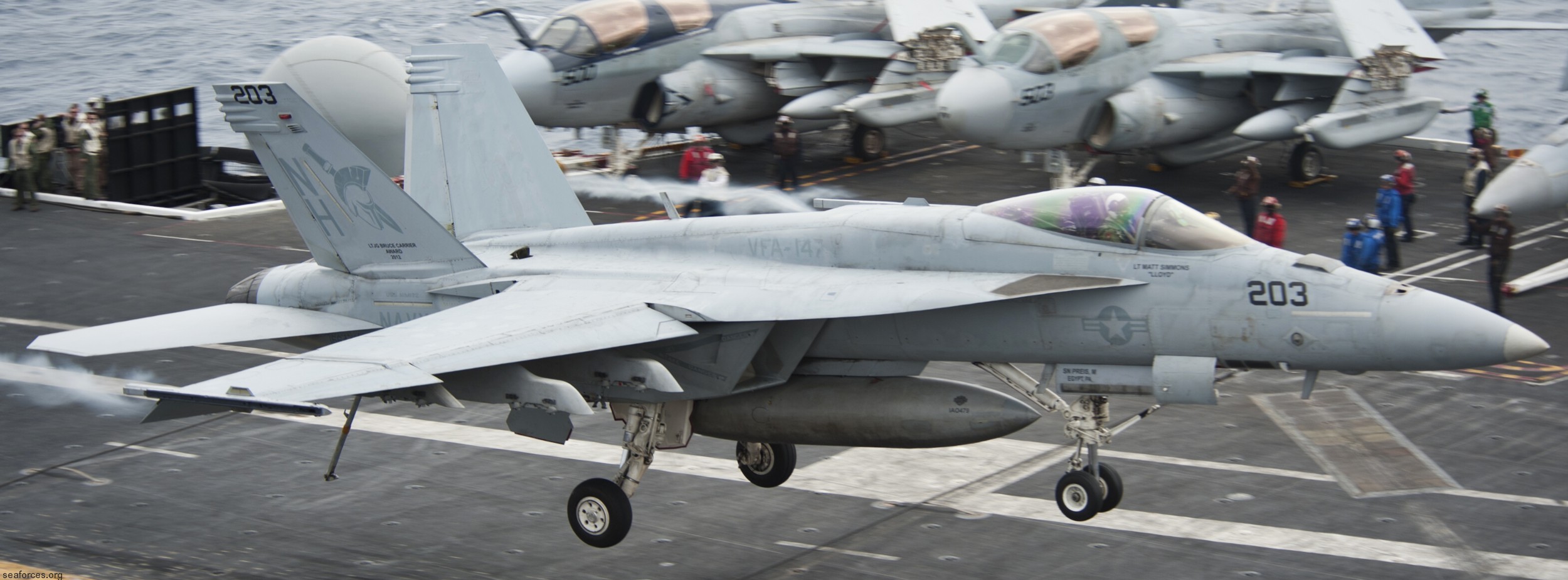 vfa-147 argonauts f/a-18e super hornet strike fighter squadron cvw-11 uss nimitz cvn-68 119