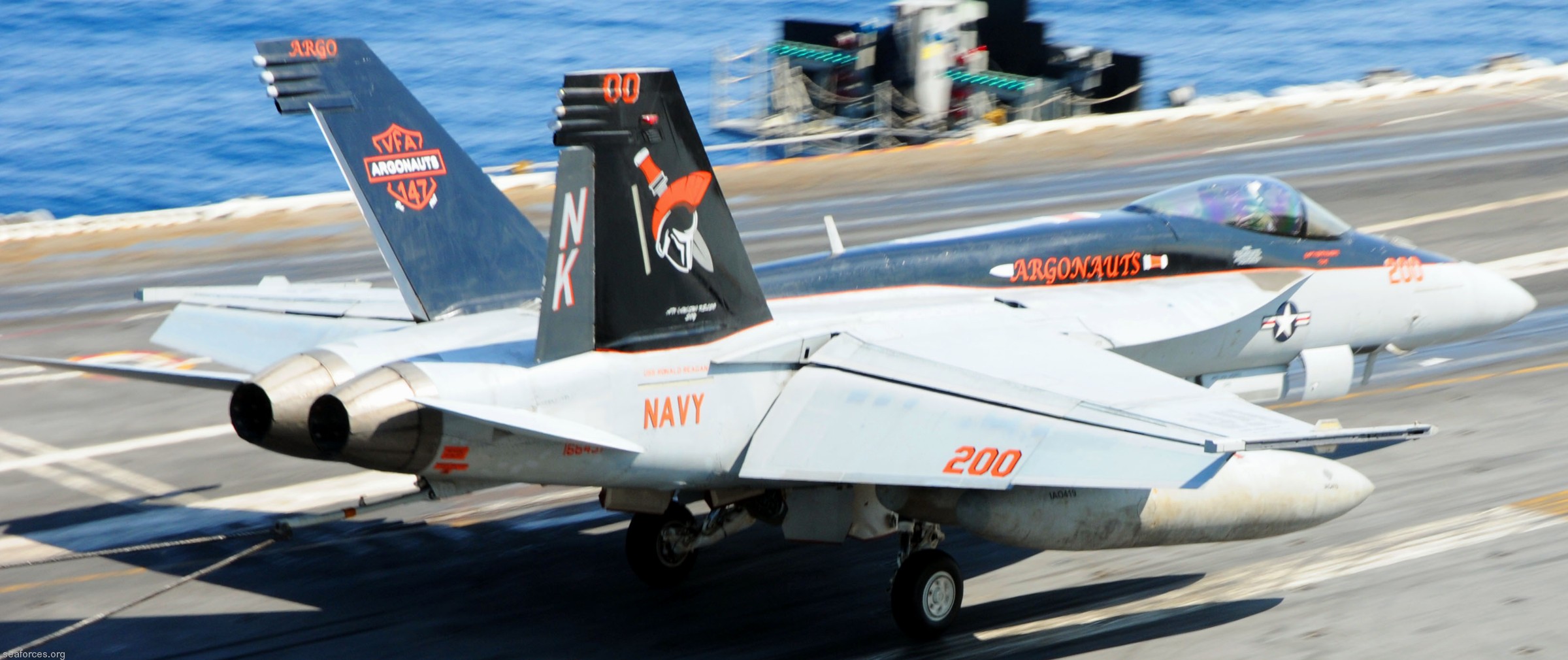 vfa-147 argonauts f/a-18e super hornet strike fighter squadron cvw-14 uss ronald reagan cvn-76 129