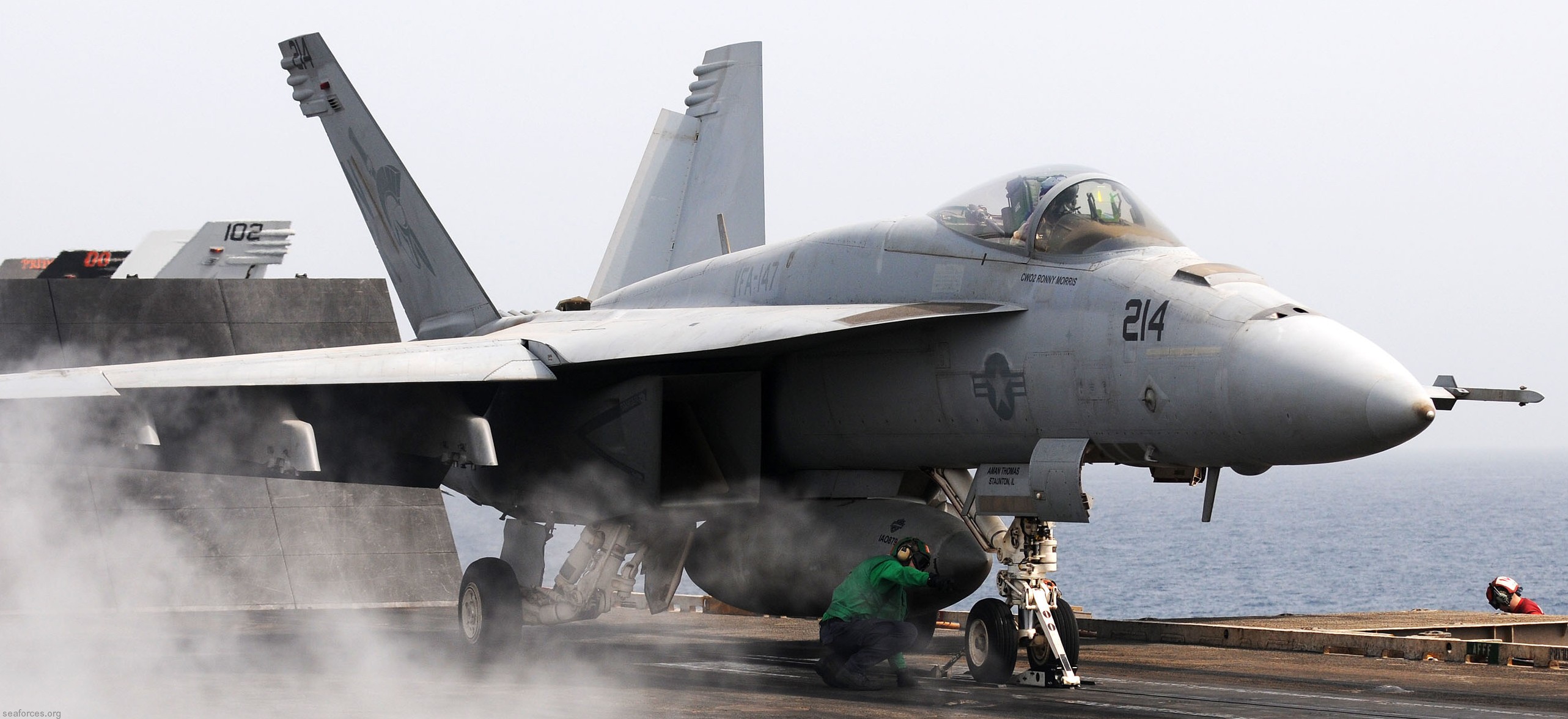 vfa-147 argonauts f/a-18e super hornet strike fighter squadron cvw-14 uss ronald reagan cvn-76 134