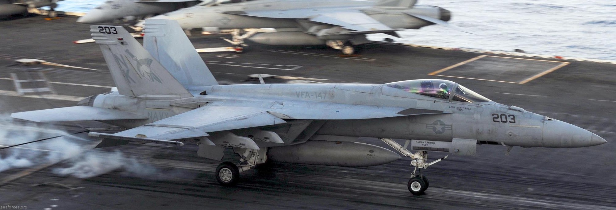vfa-147 argonauts f/a-18e super hornet strike fighter squadron cvw-14 uss ronald reagan cvn-76 146