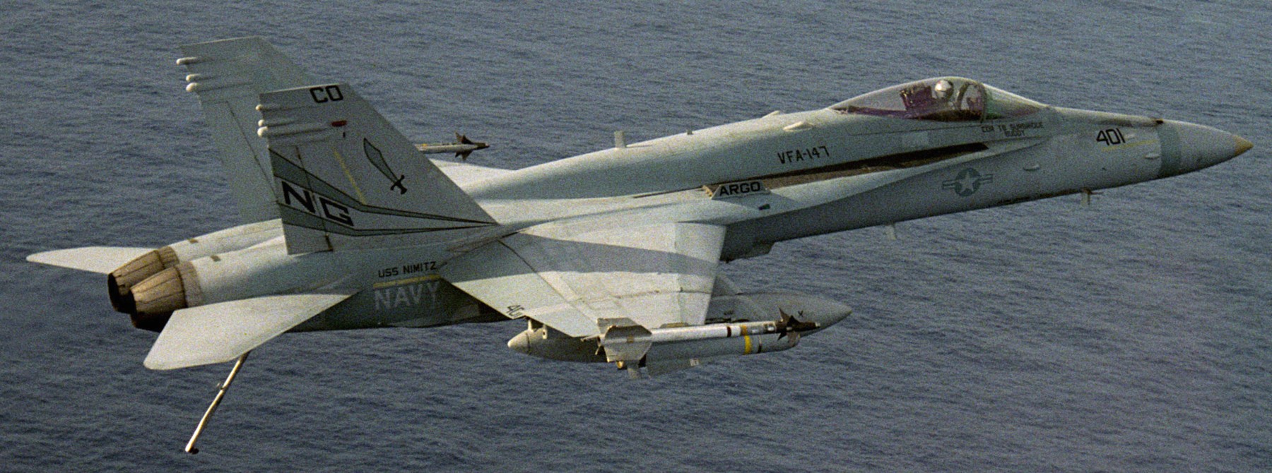 vfa-147 argonauts f/a-18c hornet strike fighter squadron cvw-9 uss nimitz cvn-68 178