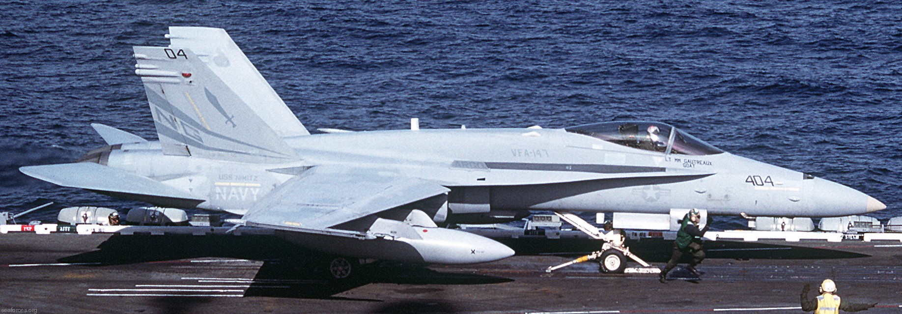 vfa-147 argonauts f/a-18c hornet strike fighter squadron cvw-9 uss nimitz cvn-68 180