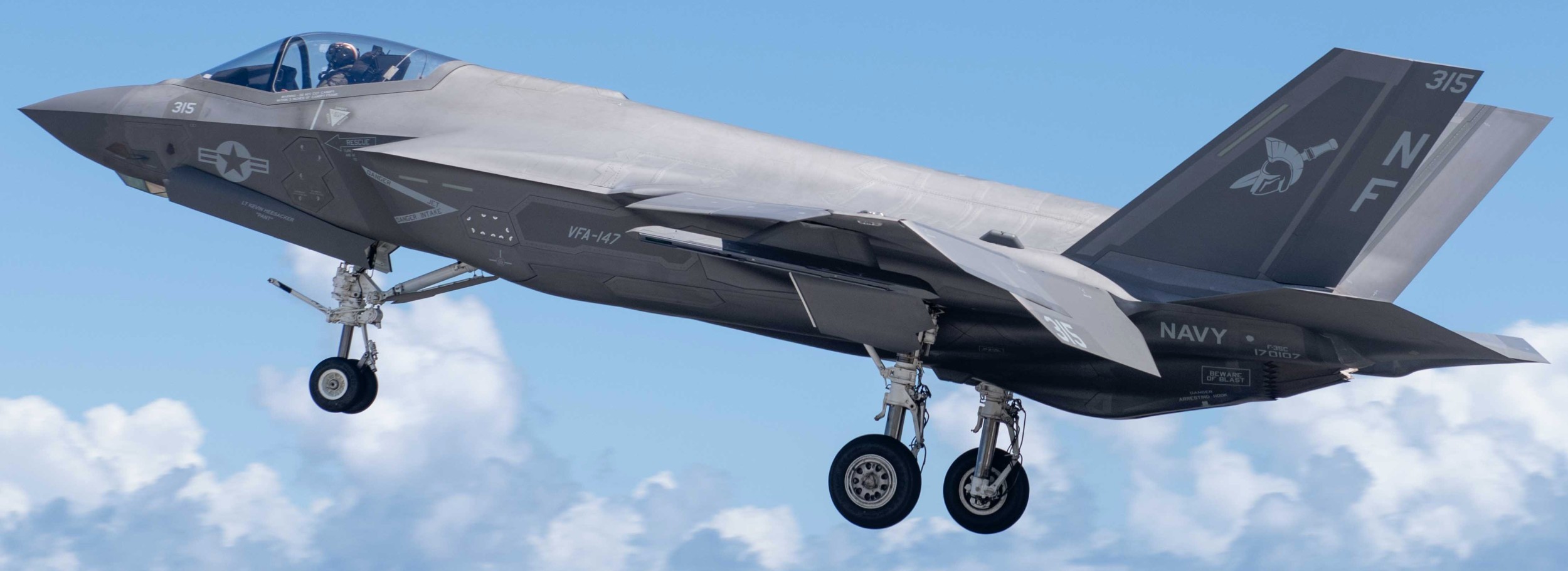 vfa-147 argonauts f-35c lightning ii strike fighter squadron cvw-5 iwo jima to island 2025 297