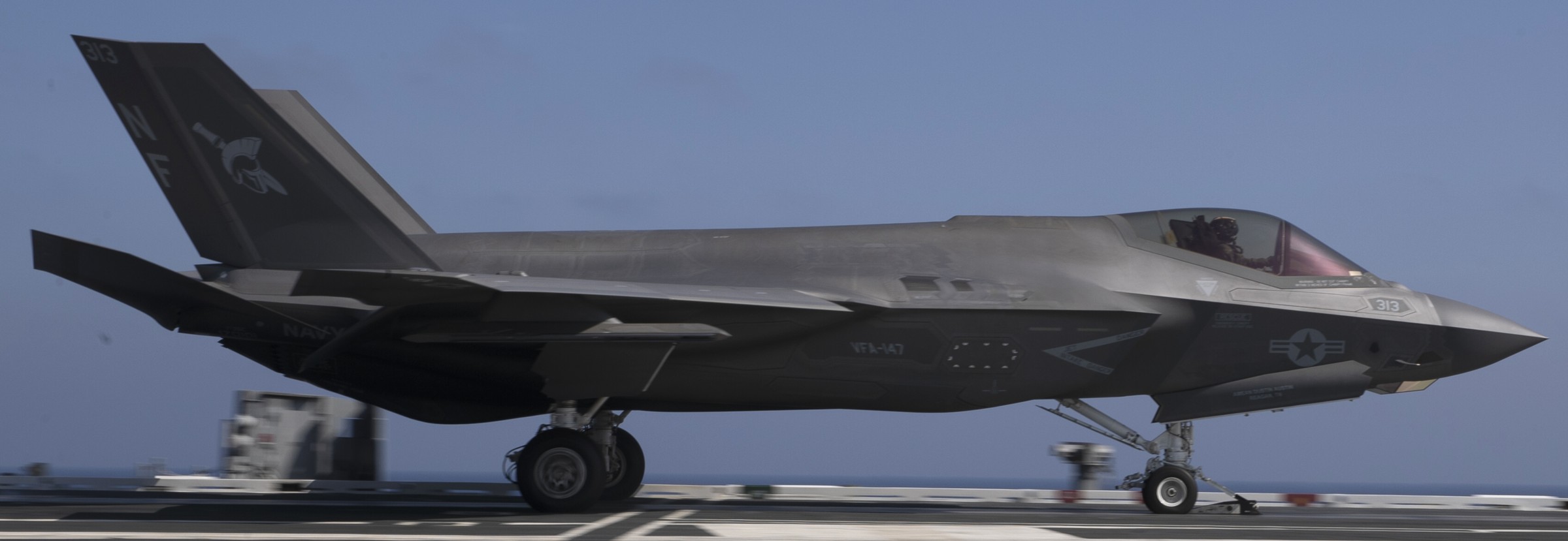vfa-147 argonauts f-35c lightning ii strike fighter squadron cvw-5 cvn-73 uss george washington 2025 298