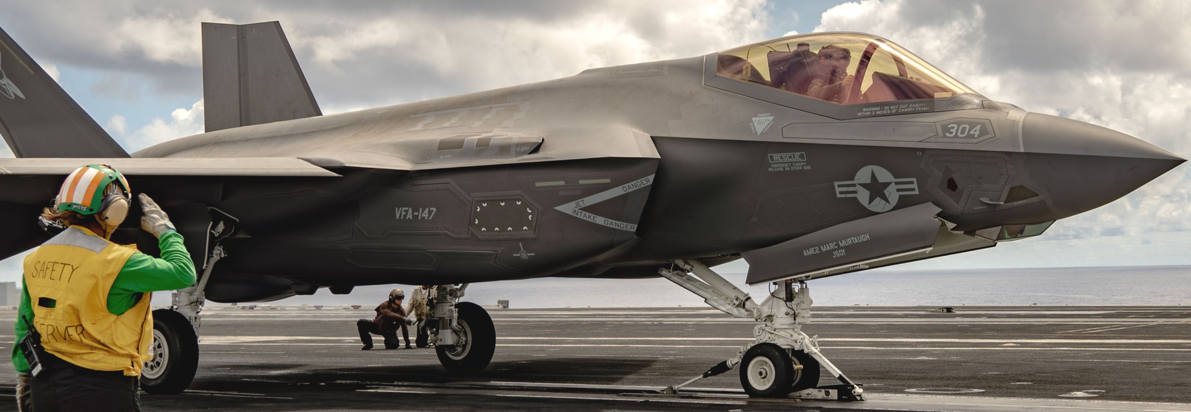 vfa-147 argonauts f-35c lightning ii strike fighter squadron cvw-5 cvn-73 uss george washington 299