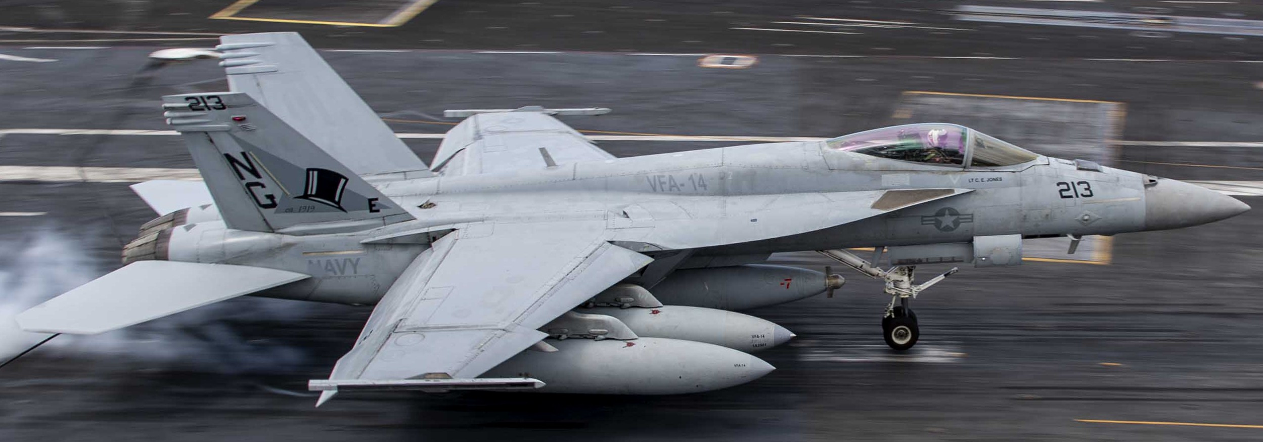 VFA-14 Tophatters Strike Fighter Squadron F/A-18E Hornet