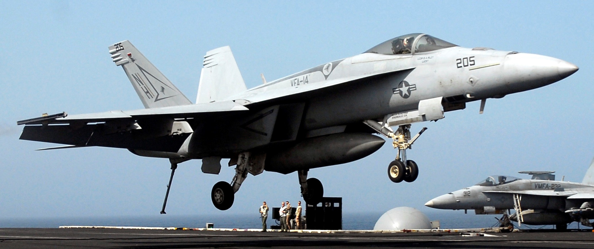 vfa-14 tophatters f/a-18e super hornet