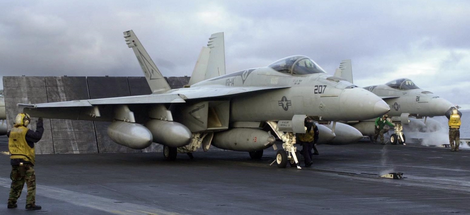 vfa-14 tophatters strike fighter squadron f/a-18e super hornet cvn-68 uss nimitz cvw-11 us navy 75p