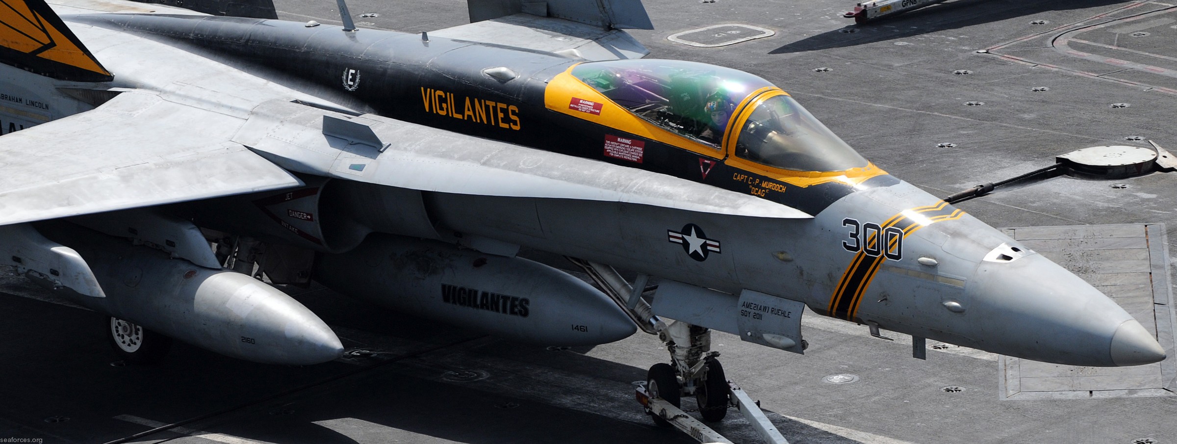 vfa-151 vigilantes strike fighter squadron navy f/a-18c hornet carrier air wing cvw-2 uss abraham lincoln cvn-72 35