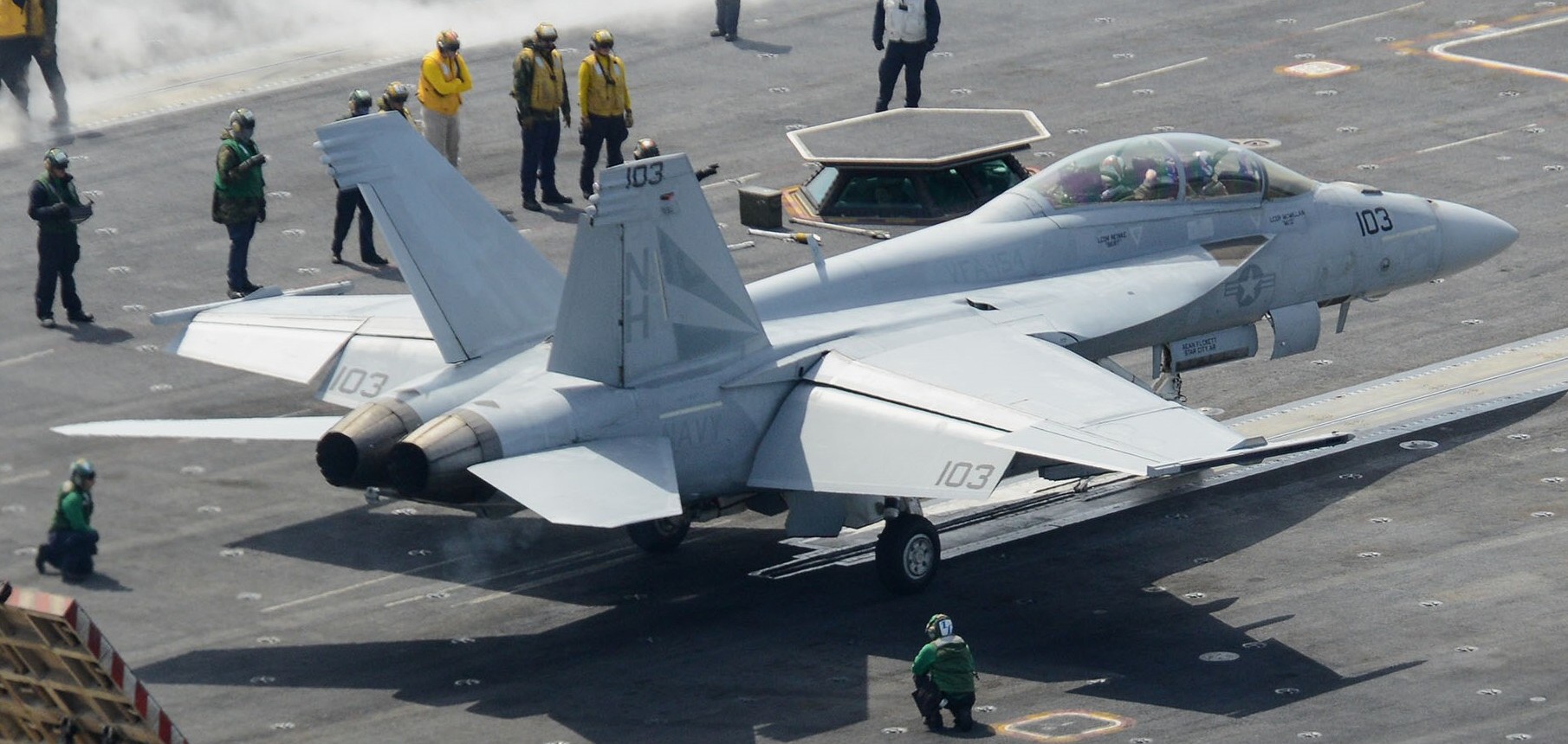 vfa-154 black knights strike fighter squadron navy f/a-18f super hornet carrier air wing cvw-11 uss ronald reagan cvn-76 18