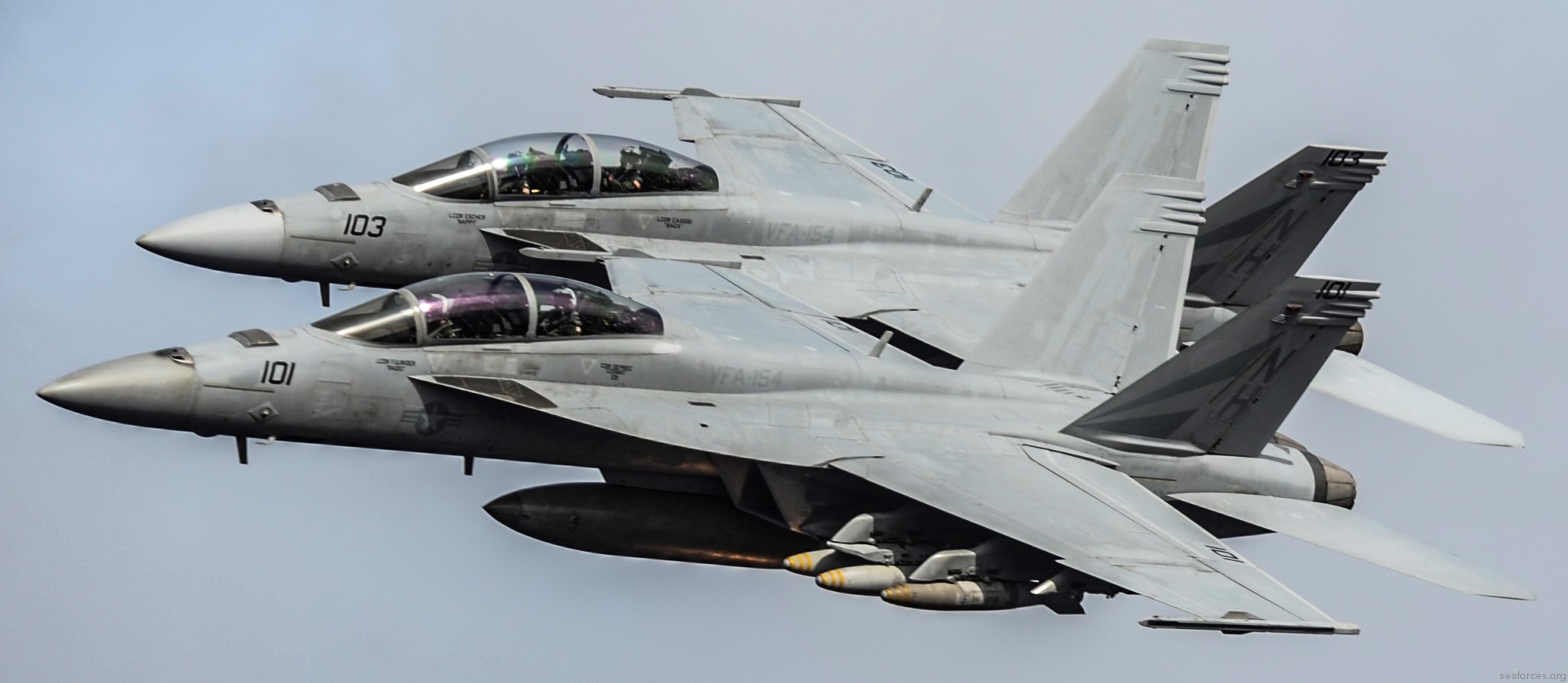 vfa-154 black knights strike fighter squadron navy f/a-18f super hornet carrier air wing cvw-11 uss nimitz cvn-68 22
