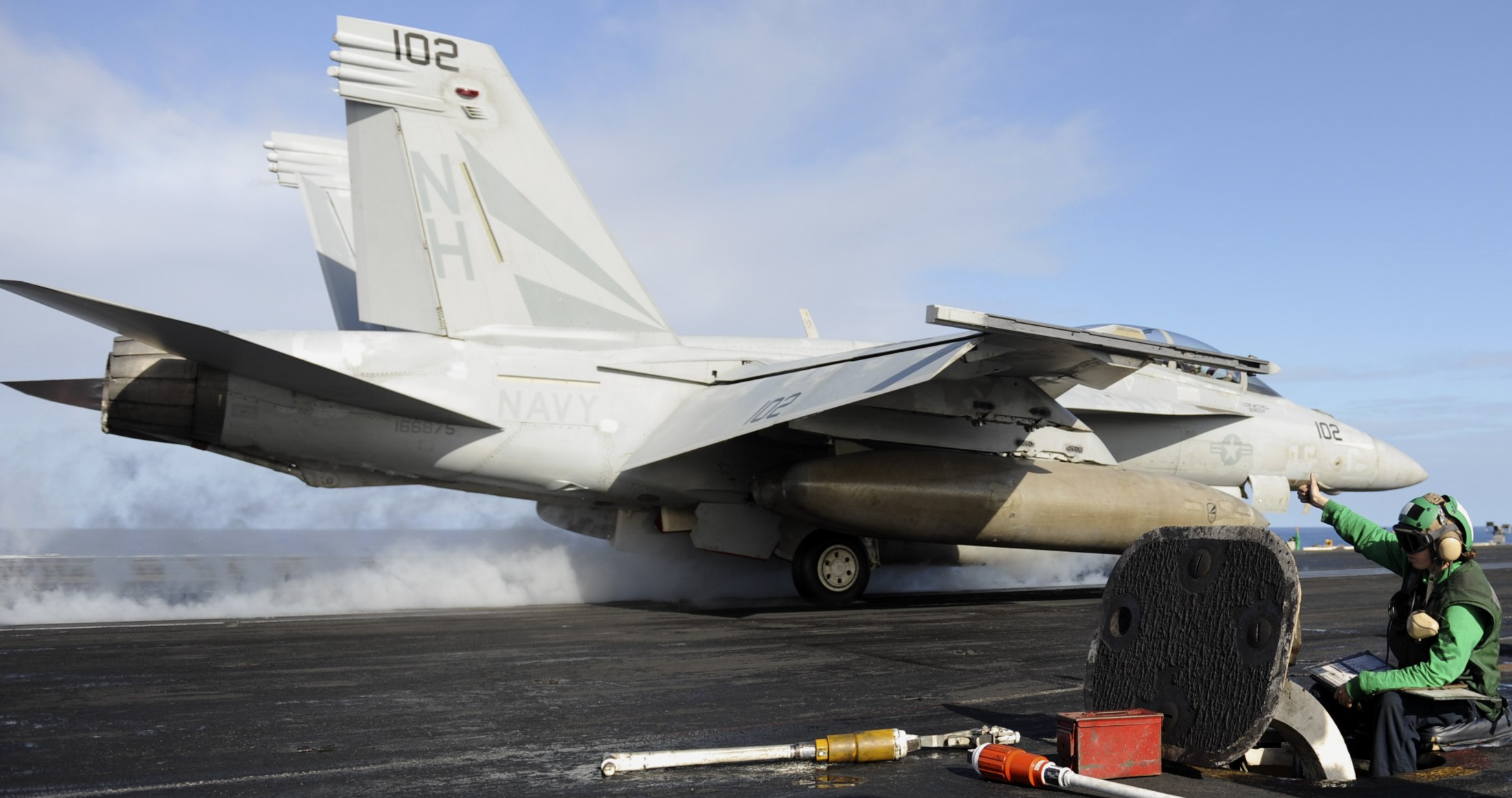 vfa-154 black knights strike fighter squadron navy f/a-18f super hornet carrier air wing cvw-11 uss nimitz cvn-68 23