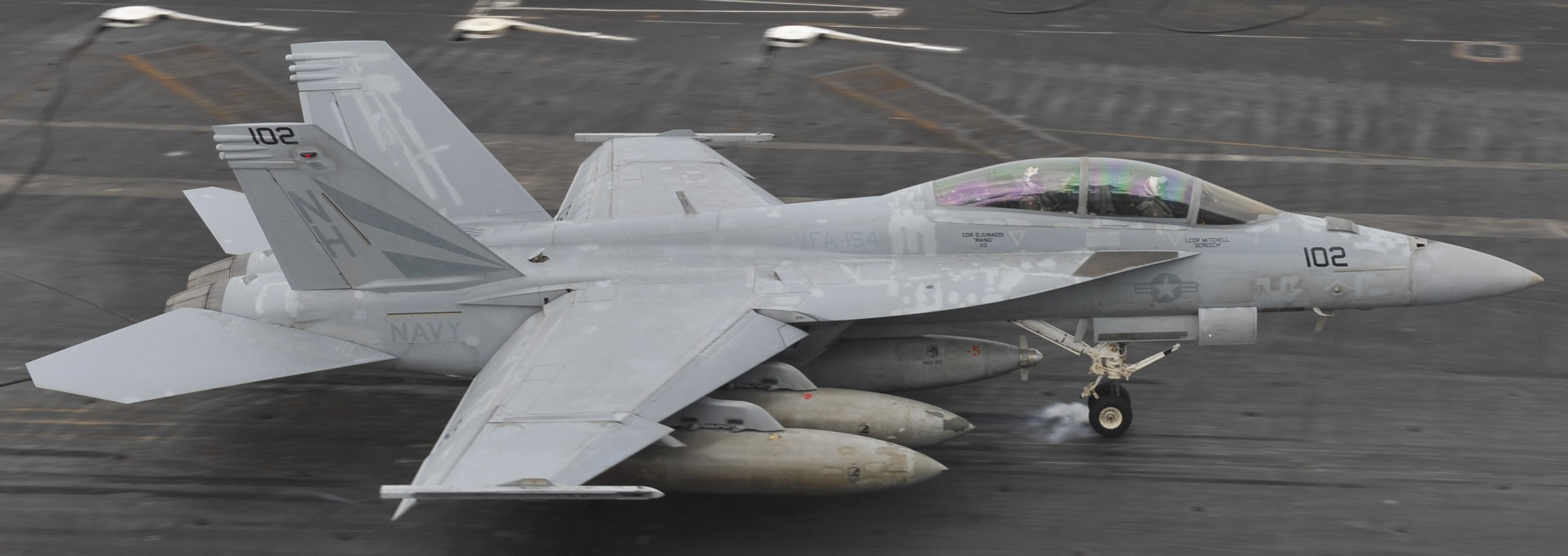 vfa-154 black knights strike fighter squadron navy f/a-18f super hornet carrier air wing cvw-11 uss nimitz cvn-68 24