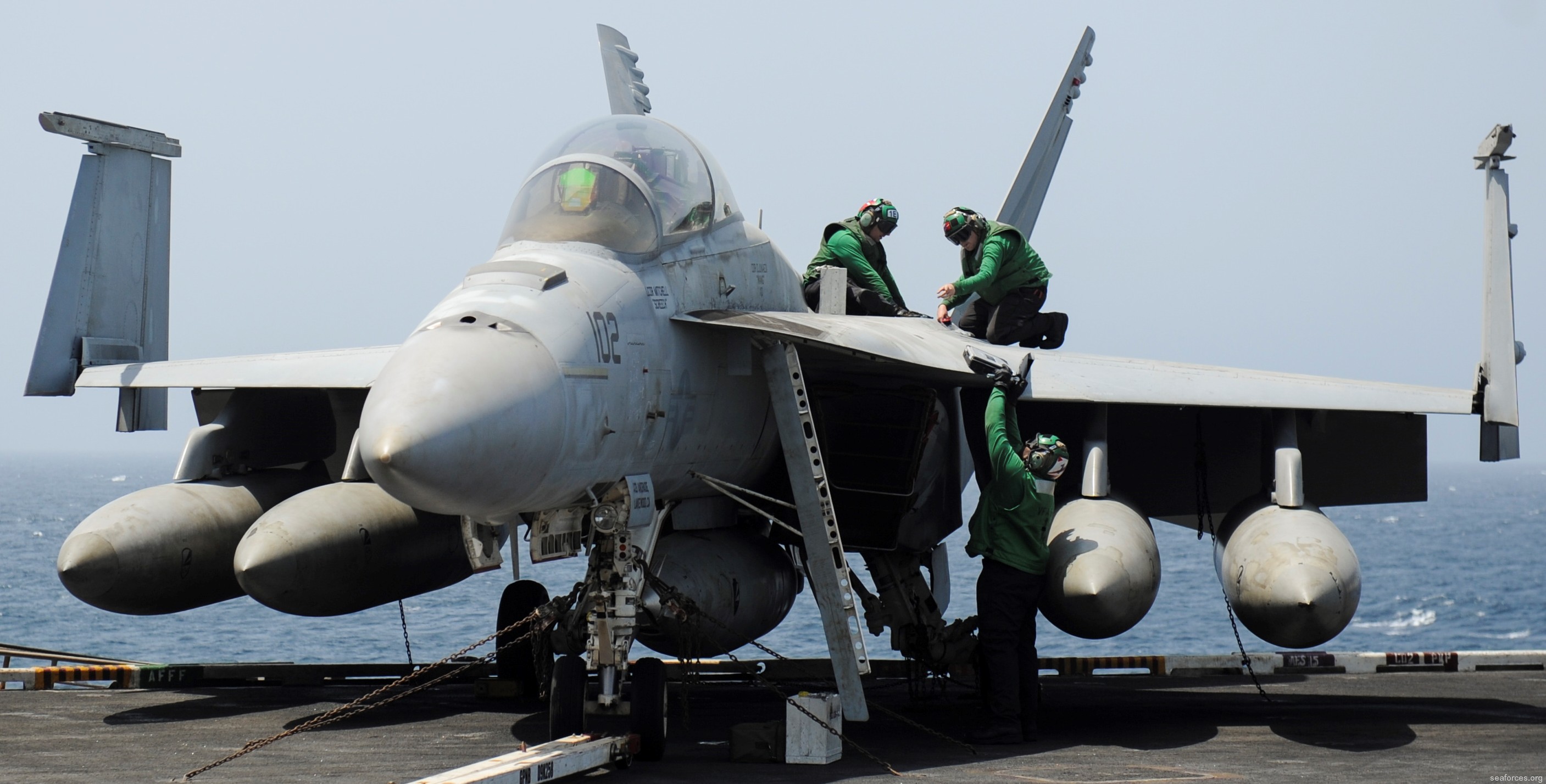 vfa-154 black knights strike fighter squadron navy f/a-18f super hornet carrier air wing cvw-11 uss nimitz cvn-68 54