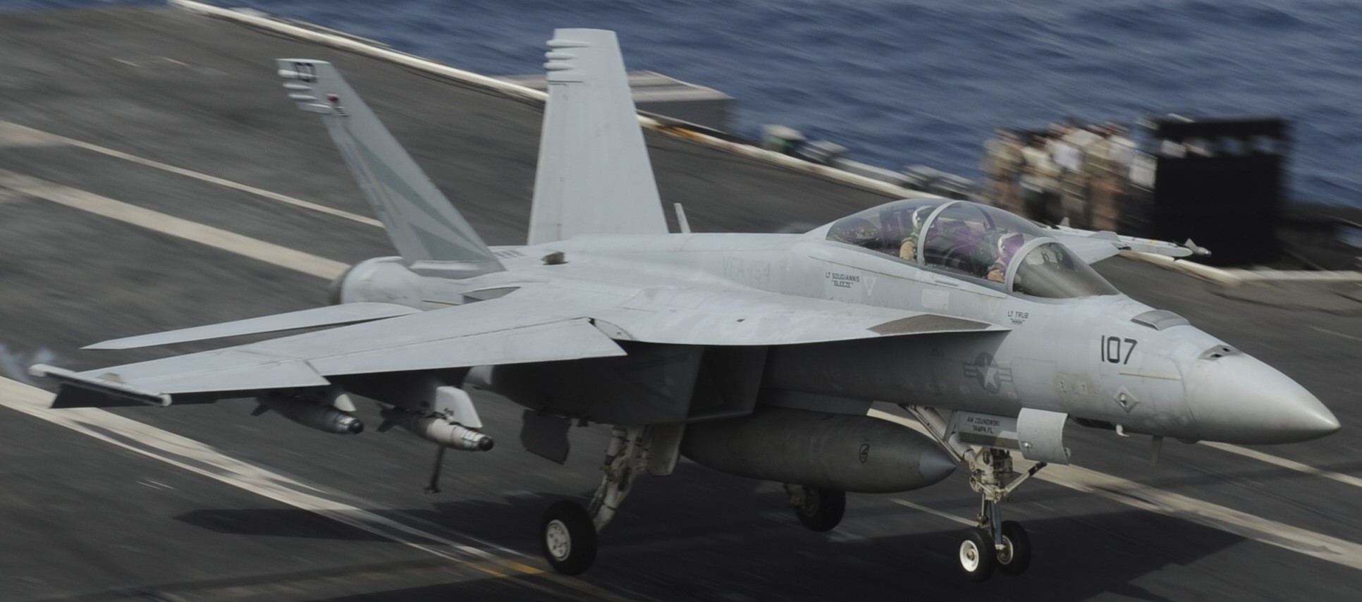 vfa-154 black knights strike fighter squadron navy f/a-18f super hornet carrier air wing cvw-11 uss nimitz cvn-68 71