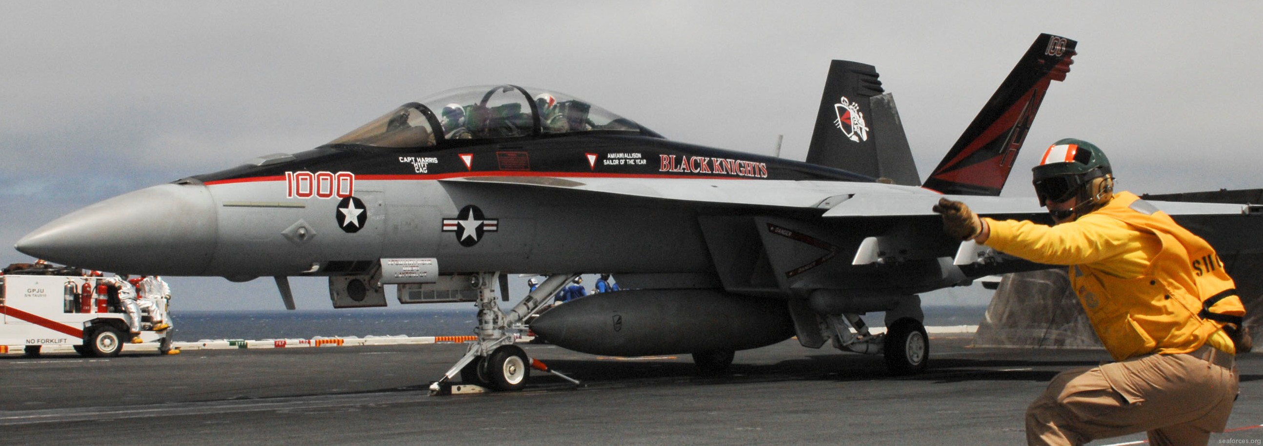 vfa-154 black knights strike fighter squadron navy f/a-18f super hornet carrier air wing cvw-11 uss nimitz cvn-68 87