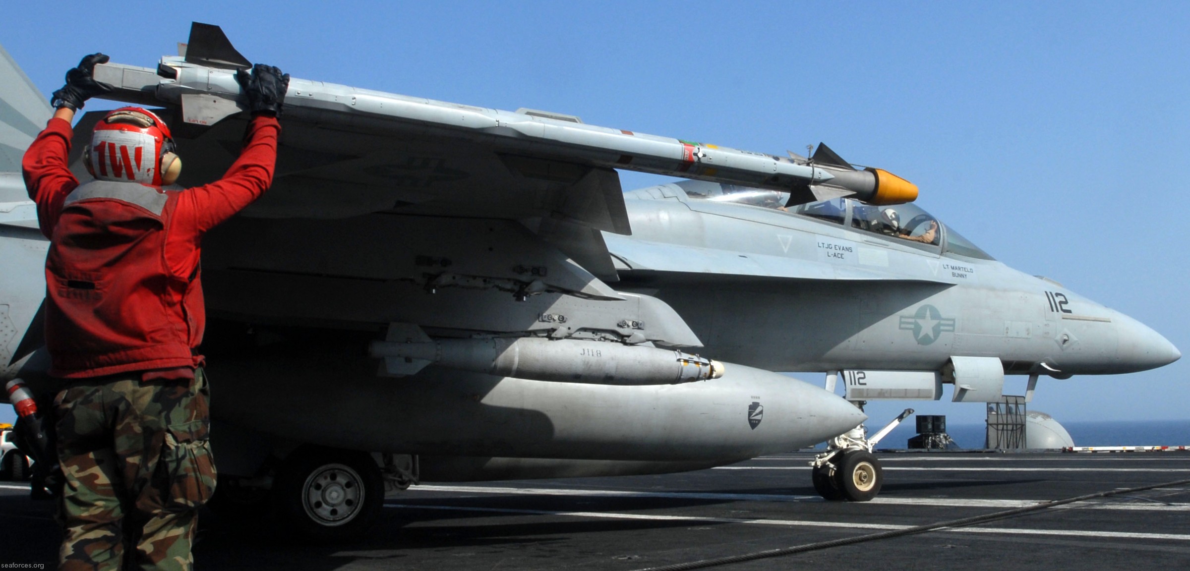 vfa-154 black knights strike fighter squadron navy f/a-18f super hornet carrier air wing cvw-9 uss john c. stennis cvn-70 120
