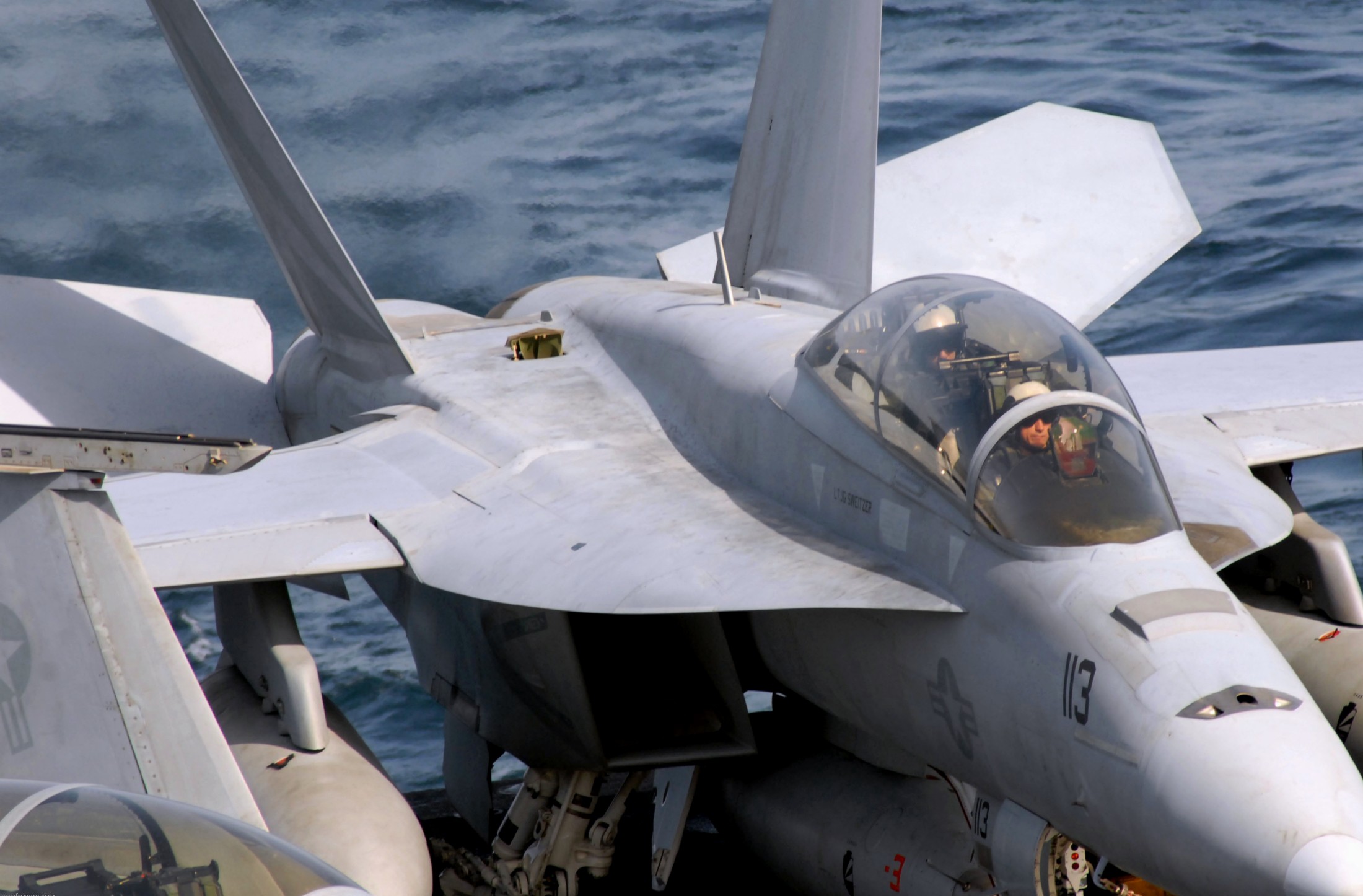 vfa-154 black knights strike fighter squadron navy f/a-18f super hornet carrier air wing cvw-9 uss john c. stennis cvn-70 122