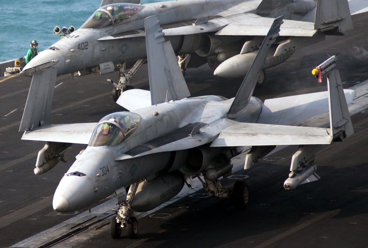 vfa-15 valions strike fighter squadron f/a-18c hornet cvn-71 uss theodore roosevelt cvw-8 us navy 05