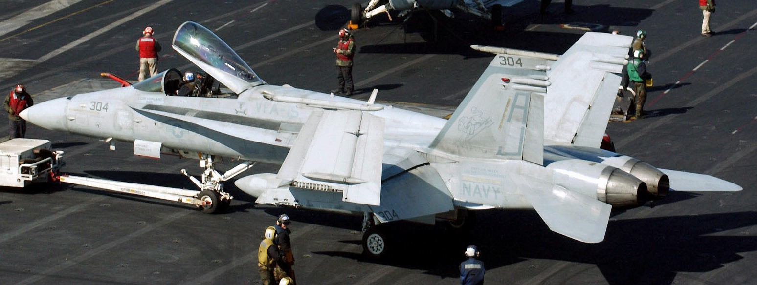 vfa-15 valions strike fighter squadron f/a-18c hornet cvn-71 uss theodore roosevelt cvw-8 us navy 09