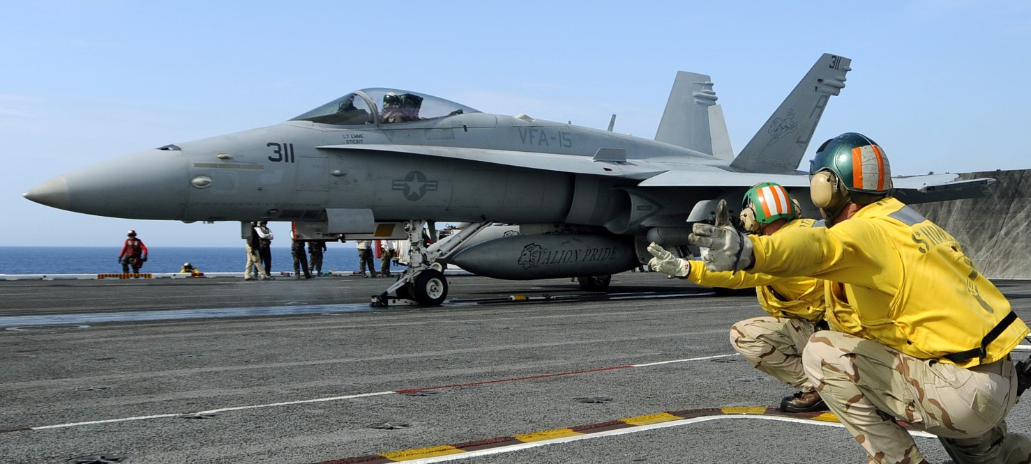vfa-15 valions strike fighter squadron f/a-18c hornet cvn-71 uss theodore roosevelt cvw-8 us navy 15