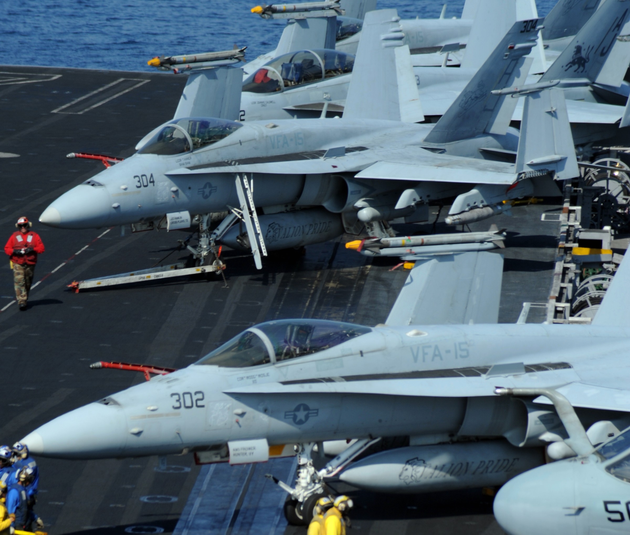 vfa-15 valions strike fighter squadron f/a-18c hornet cvn-71 uss theodore roosevelt cvw-8 us navy 19