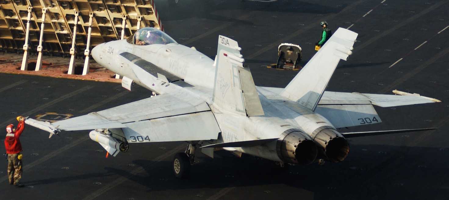vfa-15 valions strike fighter squadron f/a-18c hornet cvn-71 uss theodore roosevelt cvw-8 us navy 80p