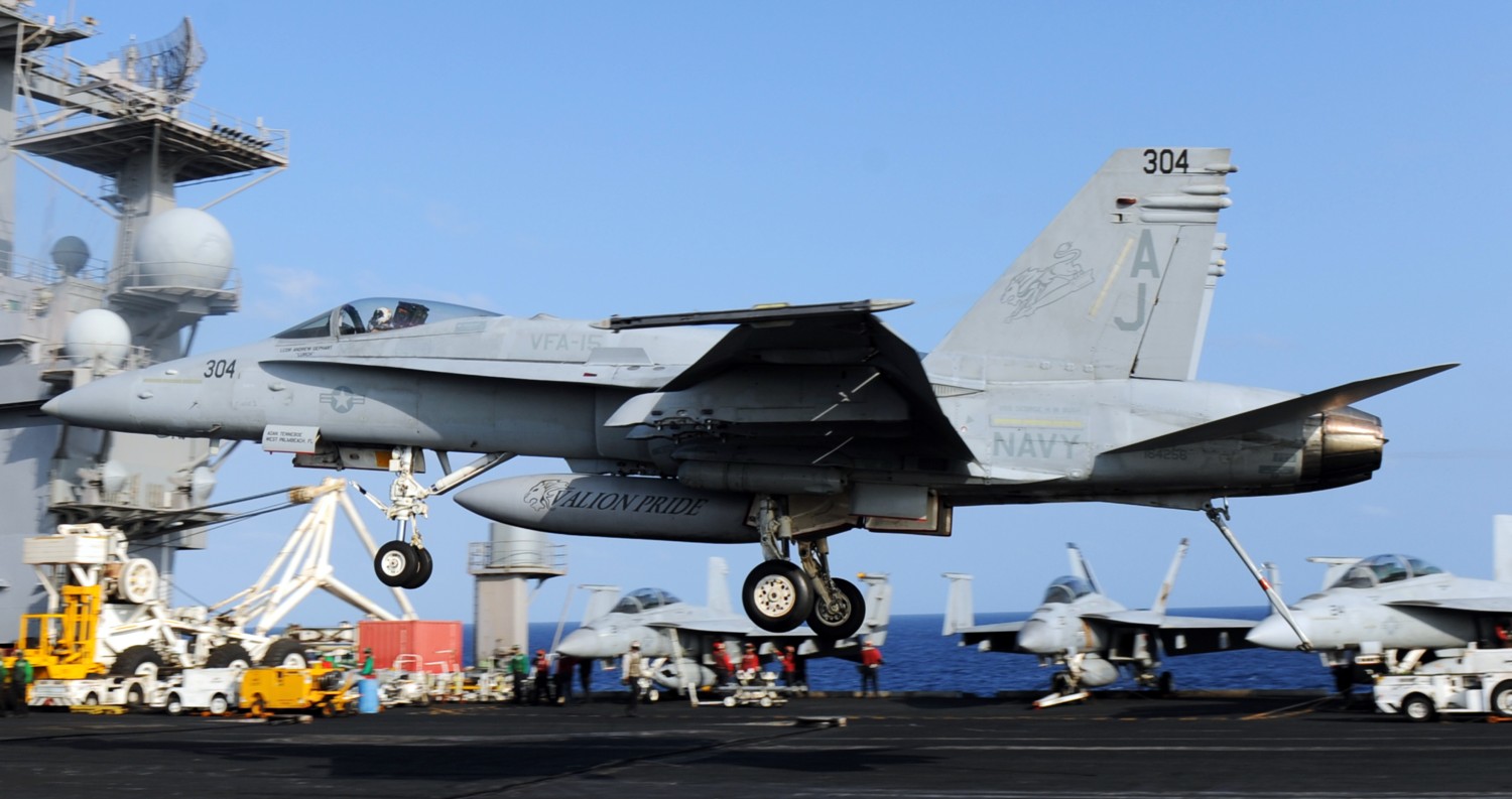 vfa-15 valions strike fighter squadron f/a-18c hornet cvn-77 uss george h. w. bush cvw-8 us navy 120p