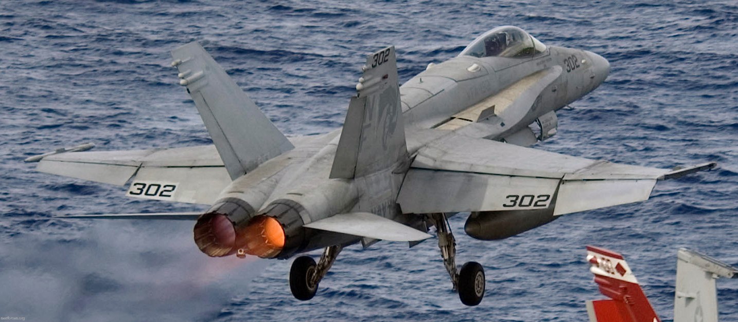 vfa-192 golden dragons strike fighter squadron navy f/a-18c hornet carrier air wing cvw-5 uss kitty hawk cv-63 56