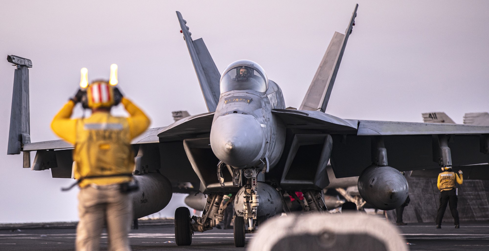 VFA-195 Dambusters Strike Fighter Squadron F/A-18E Super Hornet